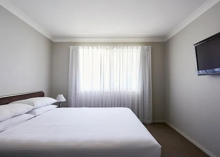 Pinnacle Apartments